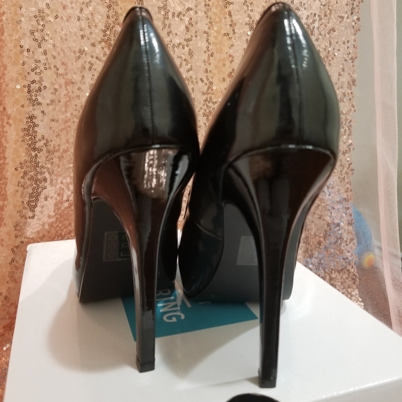 Call It Spring Pumps - Picture 3 of 4